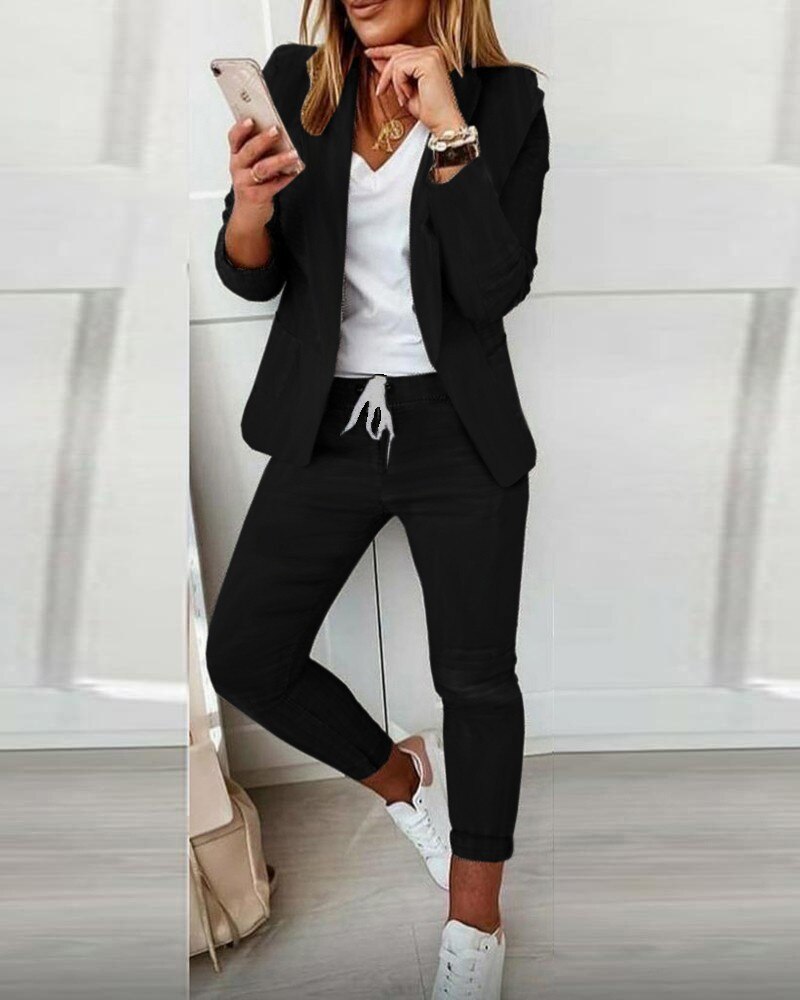 Leilani - Chic Blazer Ensemble with Comfort Fit